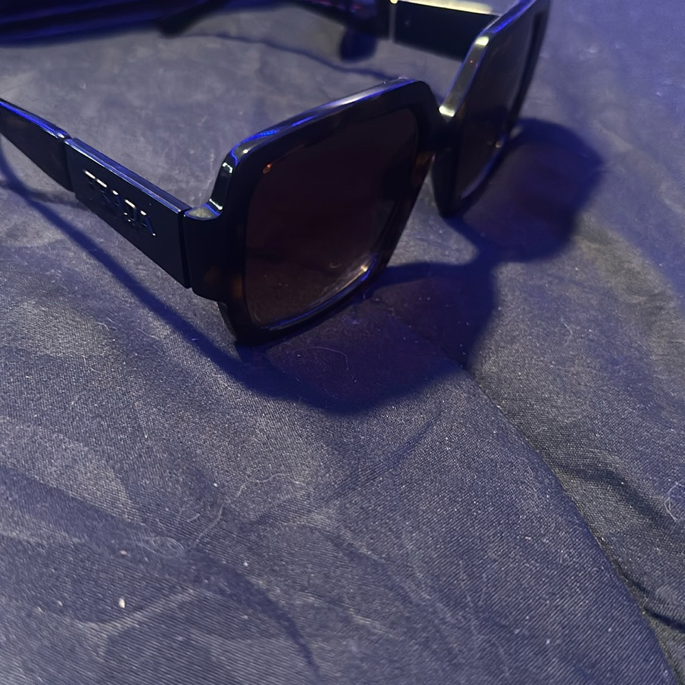 Prada Monochrome SPR21X glasses like new
